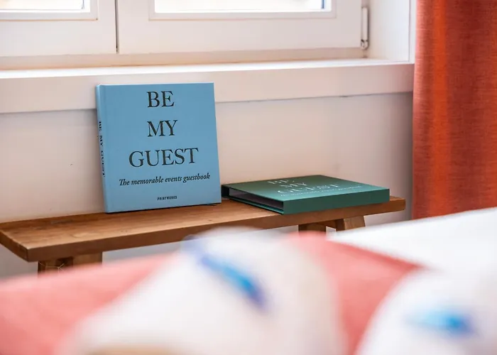 The Blue House - Guest Suite 1